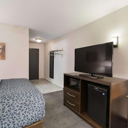 Econo Lodge Williston Esterno foto