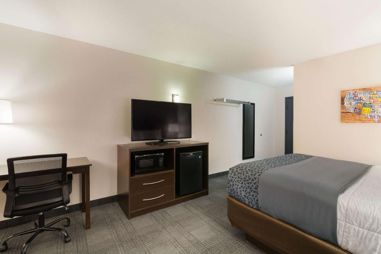 Econo Lodge Williston Esterno foto